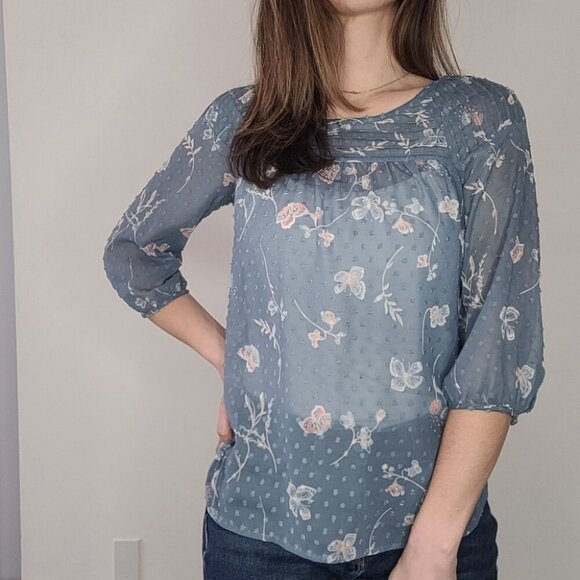 Lauren Conrad Blue Floral Swiss Dot 3/4 Sleeve Blouse Size XS - Picture 2 of 10